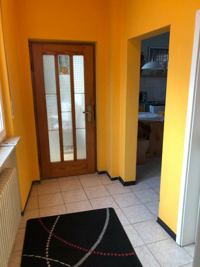 Einfache Monteurwohnung Mit Wlan Und Sat Tv, Netflix Frankweiler Exteriör bild